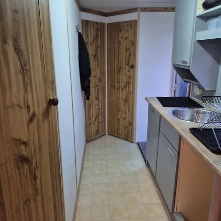 Mobil-home N 17 *