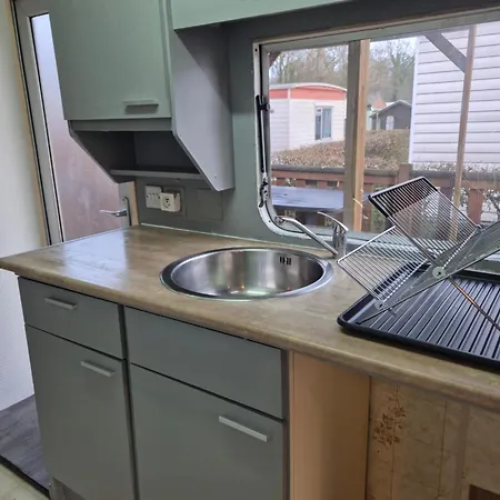 キャンプ場 Mobil-home N 17 *