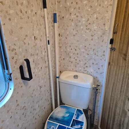 Mobil-home N 17 キャンプ場 Fourmies