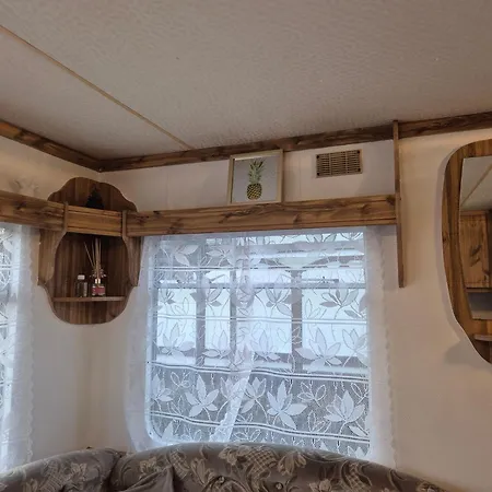 キャンプ場 Mobil-home N 17 Fourmies