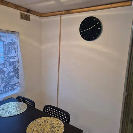 Mobil-home N 17 キャンプ場 *